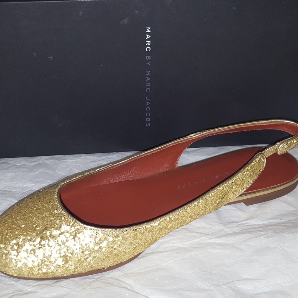 $220 MARC by Marc Jacobs gold glitter slingback flats sandals shoes 7 1/2 NEW